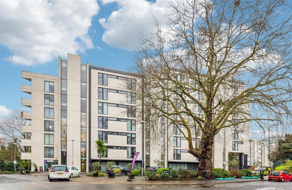 Edmunds House, W4 - FOR SALE