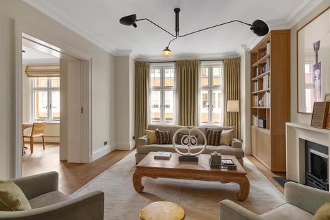 3 bedroom apartment for sale, Wilbraham Place, Sloane Square, SW1X