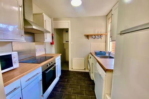 3 bedroom house to rent, Warton Terrace, Newcastle Upon Tyne