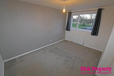 3 bedroom terraced house to rent, Grasby Road, Hull HU8