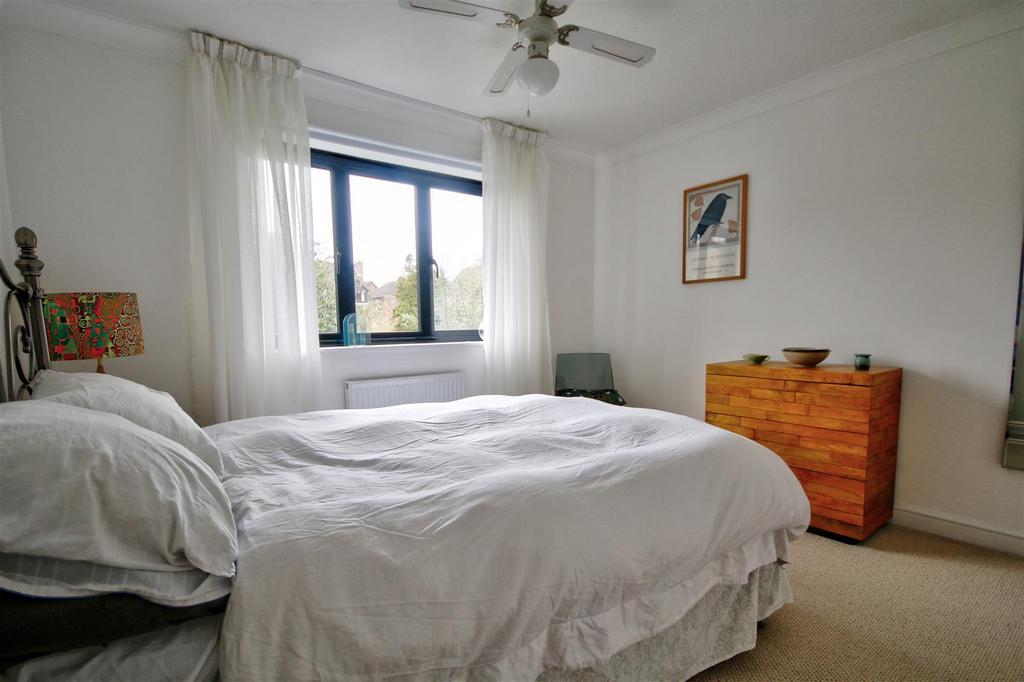 Bedroom 3.jpg