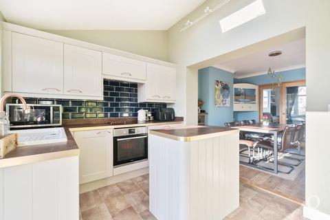 35 Fox Hill, Bapchild, Sittingbourne, ME9 9AB