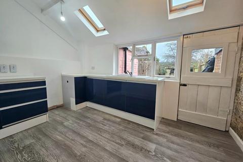 11 Bear Street, Wotton-under-edge, GL12 7DF