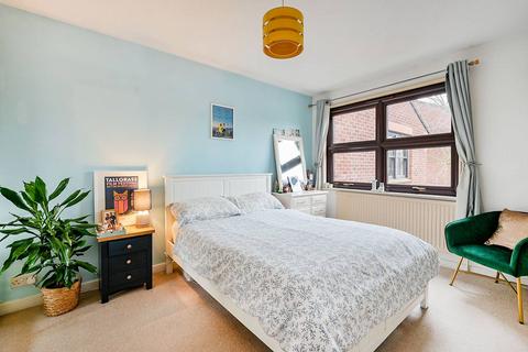 1 bedroom flat for sale, Holley Road, Acton, London, W3