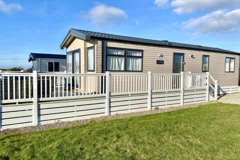 2 bedroom lodge for sale, NEWQUAY TR8