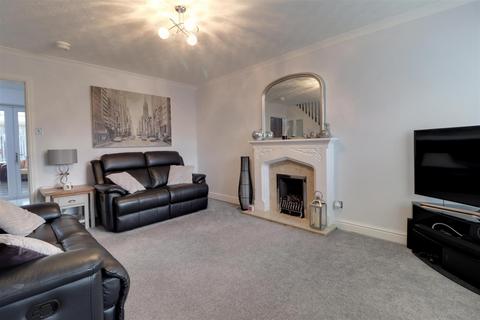 3 bedroom detached house for sale, Hughes Drive, Crewe