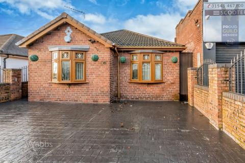 4 bedroom detached bungalow to rent, Cannock Road, Cannock WS11