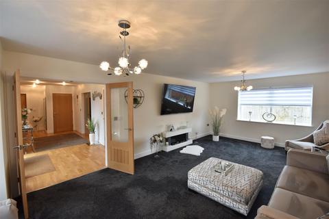 3 bedroom detached bungalow for sale, Dorner Avenue, Newark