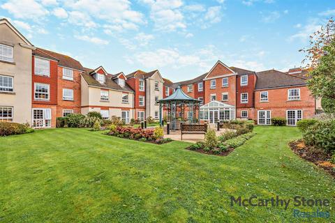 1 bedroom apartment for sale, Claridge House, Littlehampton, West Sussex, BN17 5FE