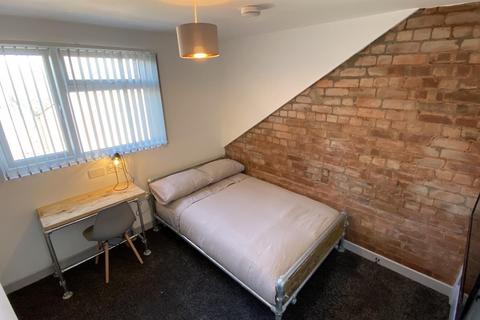 5 bedroom terraced house to rent, Humber Avenue, Stoke, Coventry