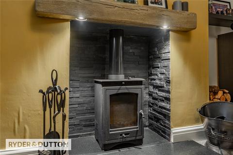 8 Argyle Street, Mossley, Ashton-under-lyne, OL5 0HF