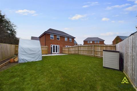 2 bedroom semi-detached house for sale, Kingstone Road, Uttoxeter ST14