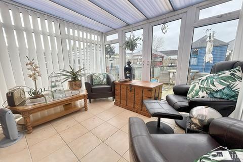 3 bedroom semi-detached house for sale, Horsham Avenue, Bournemouth, Dorset