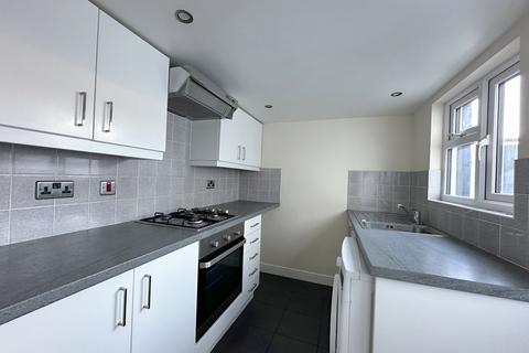 2 bedroom end of terrace house for sale, Springfield Road, Chelmsford, CM2