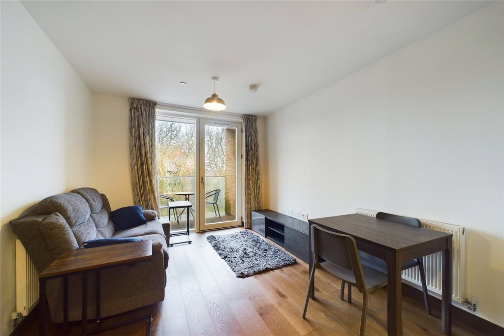 Living/Dining Area
