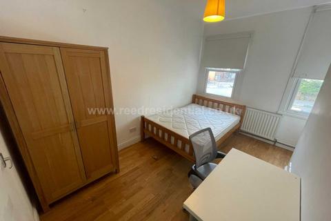 6 bedroom flat to rent, Derby Road, Nottingham NG7