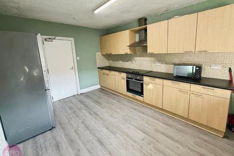 6 bedroom detached house to rent, Derby Road, Nottingham NG7