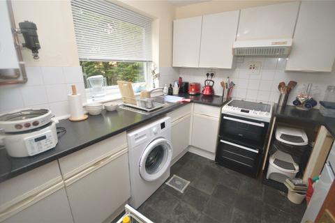 2 bedroom apartment for sale, Vincent Road, Luton, Bedfordshire, LU4