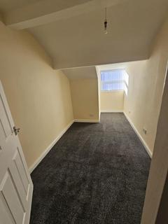 2 bedroom flat to rent, Balmoral Road, Liverpool, Merseyside, L6