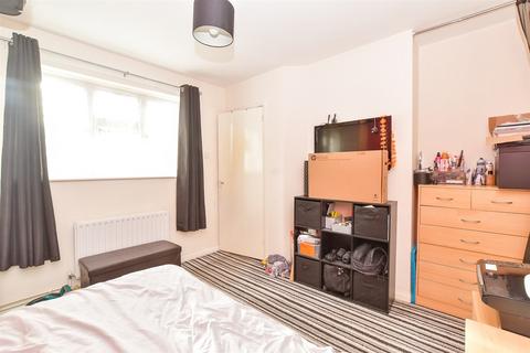 1 bedroom bungalow for sale, Clacton Road, Portsmouth, Hampshire