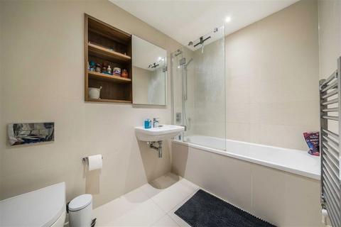 1 bedroom flat for sale, Tizzard Grove, London SE3