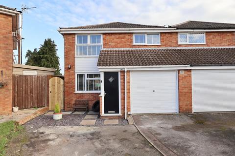 3 bedroom semi-detached house for sale, Highlands Way, Dibden Purlieu