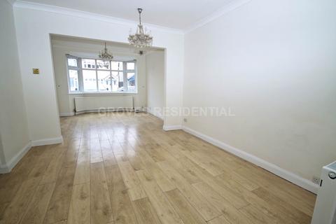 3 bedroom terraced house to rent, Byron Avenue, New Malden