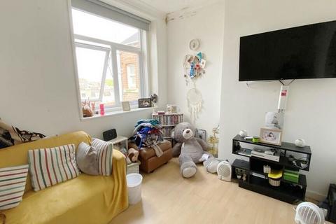 1 bedroom flat for sale, 47 Elm Grove, Southsea, Hampshire, PO5 1JF