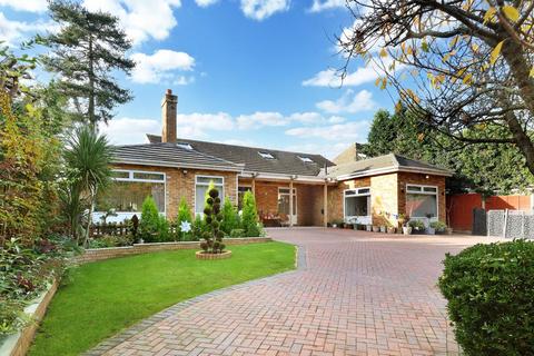 5 bedroom bungalow for sale, Old Beaconsfield Road, Farnham Common, Buckinghamshire, SL2