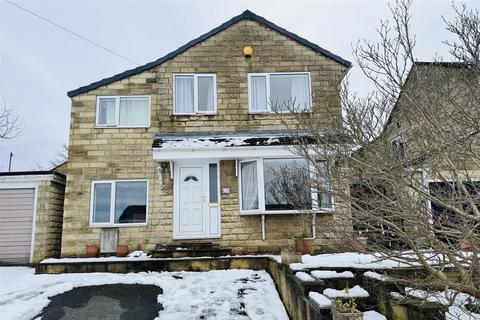 3 bedroom detached house for sale, Moorlands View, Clayton West, HD8 9QH