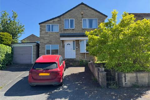 3 bedroom detached house for sale, Moorlands View, Clayton West, HD8 9QH