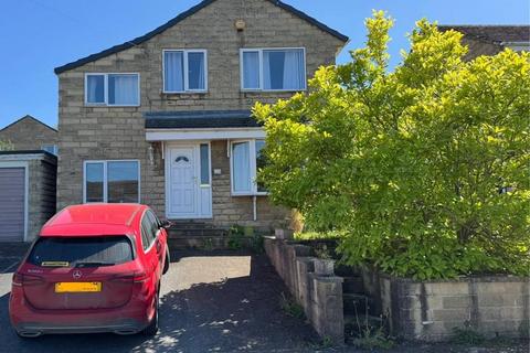 3 bedroom detached house for sale, Moorlands View, Clayton West, HD8 9QH