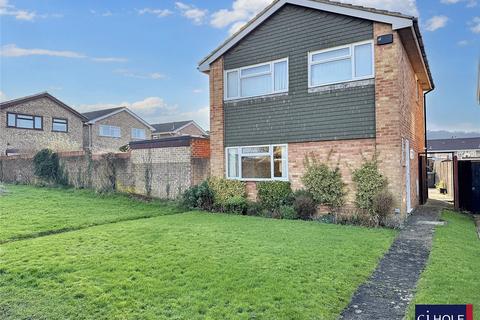 3 bedroom detached house for sale, Stonechat Avenue, Abbeydale, Gloucester, GL4