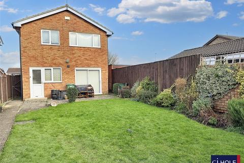 3 bedroom detached house for sale, Stonechat Avenue, Abbeydale, Gloucester, GL4