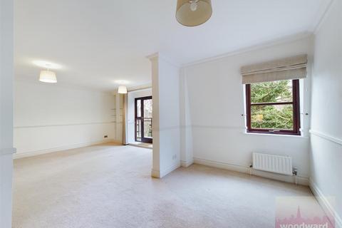 2 bedroom flat to rent, Lychgate Manor, 1 Roxborough Park, Harrow on the Hill