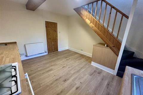 2 bedroom terraced house to rent, High Street, Drybrook GL17