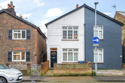 2 bedroom semi-detached house to rent - Church Road, Kingston Upon Thames, KT1