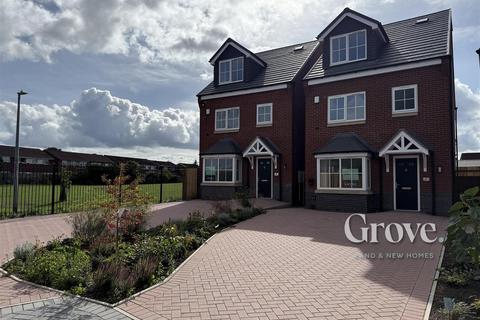 4 bedroom detached house for sale, Malt Mill Lane, Halesowen