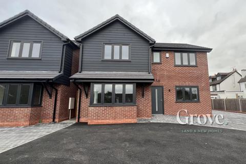 4 bedroom detached house for sale, Cross Keys Place, Hagley