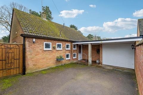 2 bedroom bungalow for sale, King Street, Tring