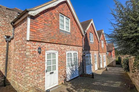 2 bedroom terraced house for sale, High Street, Battle, TN33