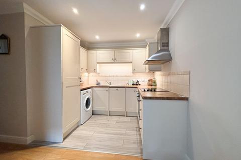 undefined, High Street, Battle, TN33