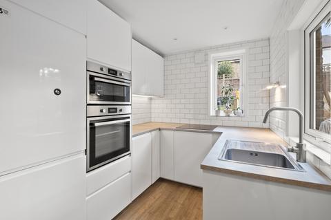 32 Cumberland Road, London, W7 2EB