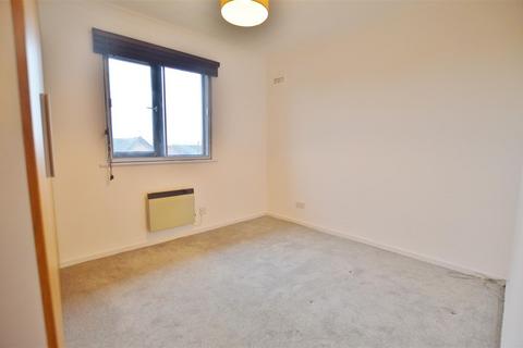 1 bedroom flat for sale, Bruce Close, Slough