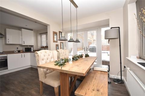 3 bedroom townhouse for sale, McLaren Place, Morley, Leeds