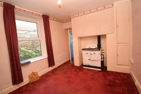 3 bedroom flat for sale, Queens Road, Criccieth