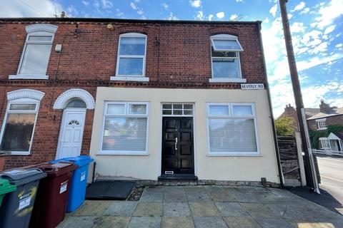 3 bedroom terraced house to rent, Beverly Road, Fallowfield, Manchester