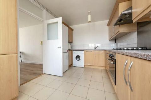 3 bedroom apartment for sale, Neville Gill Close, London