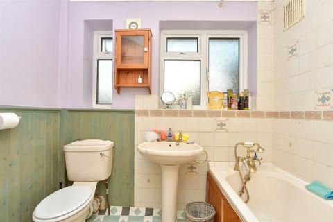 42 Bendon Way, Gillingham, ME8 0EN