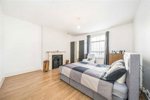 4 bedroom terraced house for sale, George Lane, London SE13